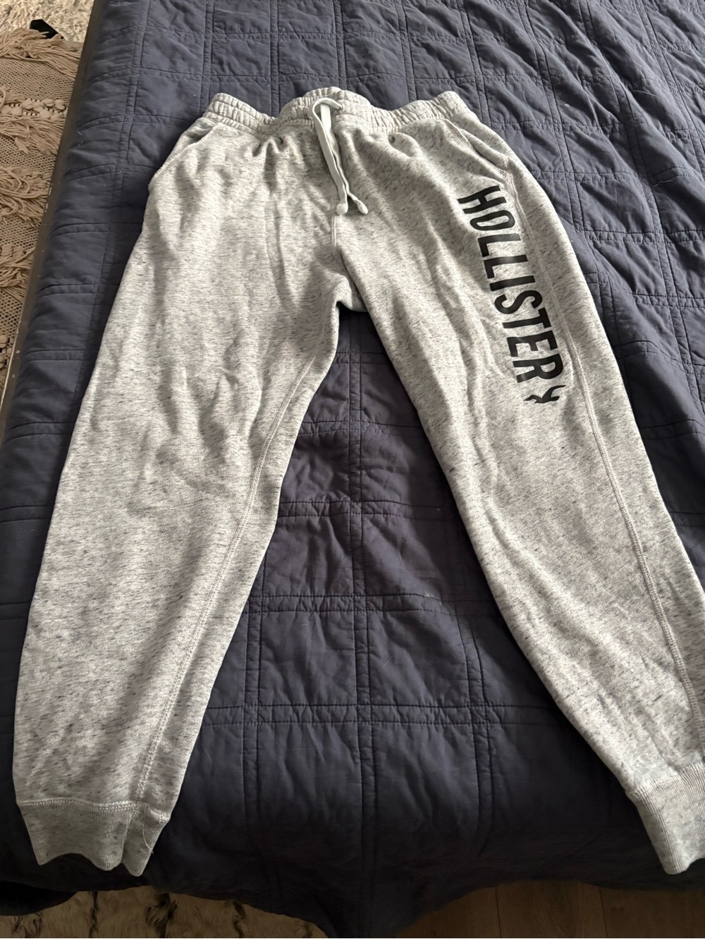 Hollister women’s Gray Logo Jogger Pants